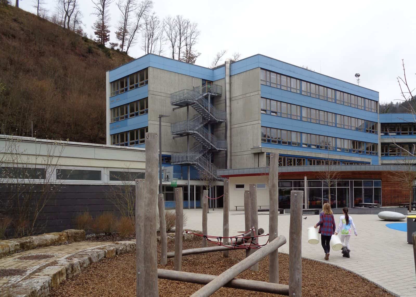 gymnasium brandschutz treppe dk 220317