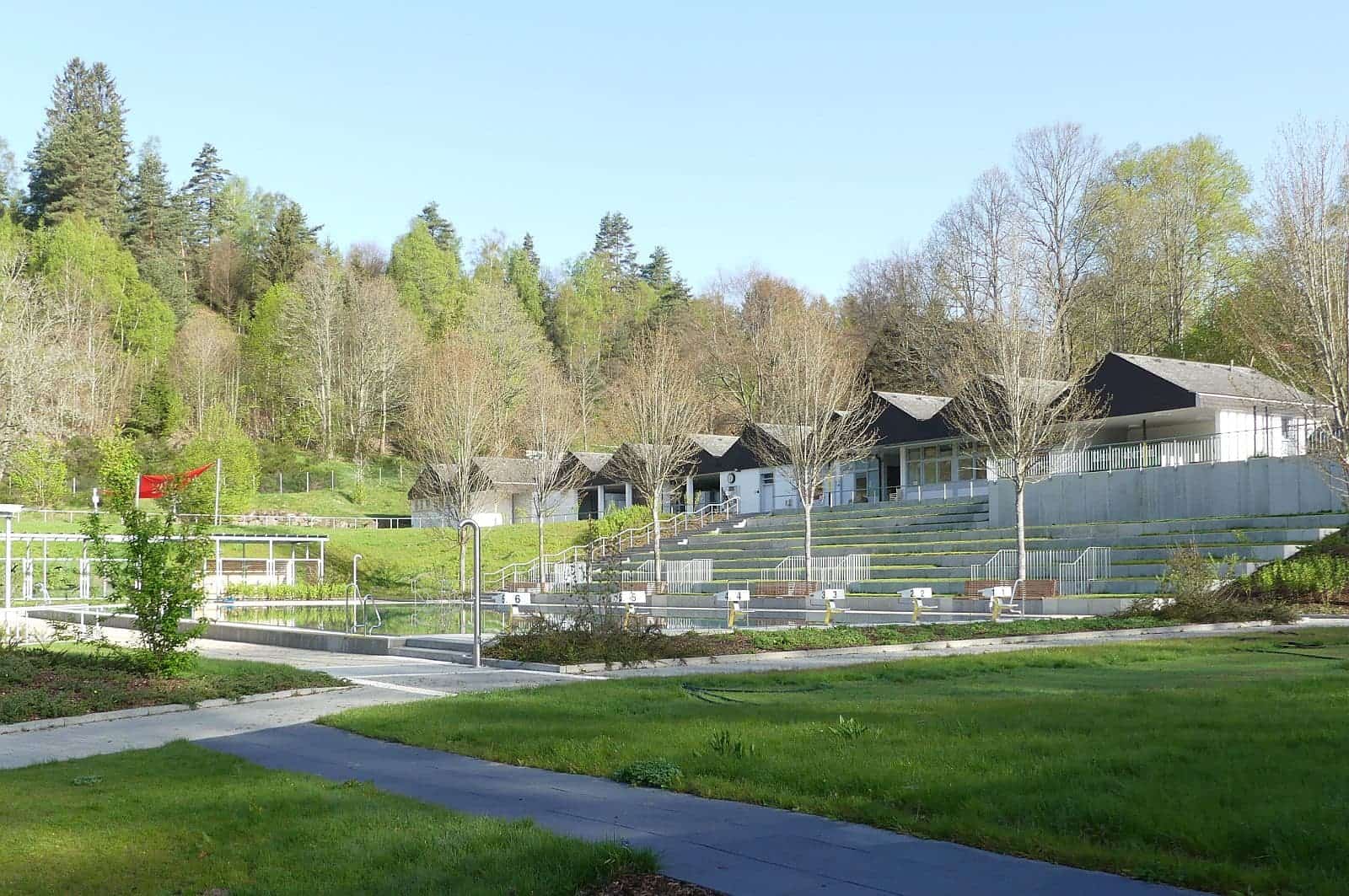 badschnass schwimmbad tennenbronn vor saison dk 300424 (4)