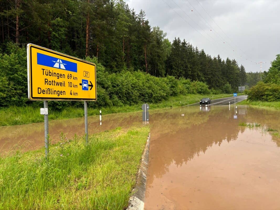 efc0a41c e72f 48d1 9eda 3b1582f86fe4