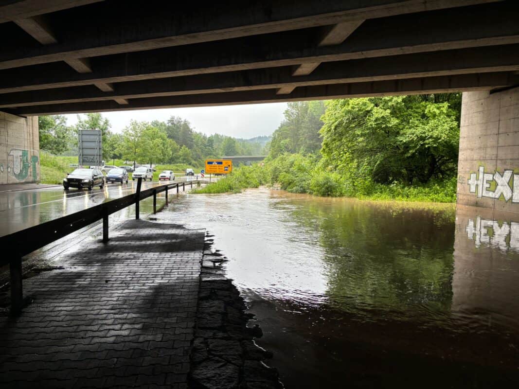 f679e462 59af 4926 946d 1dbdd256bff5