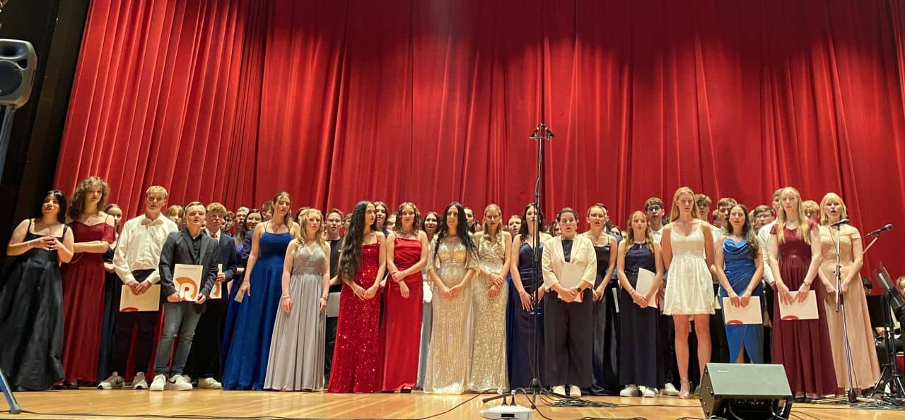 abschlusslied alle zehner