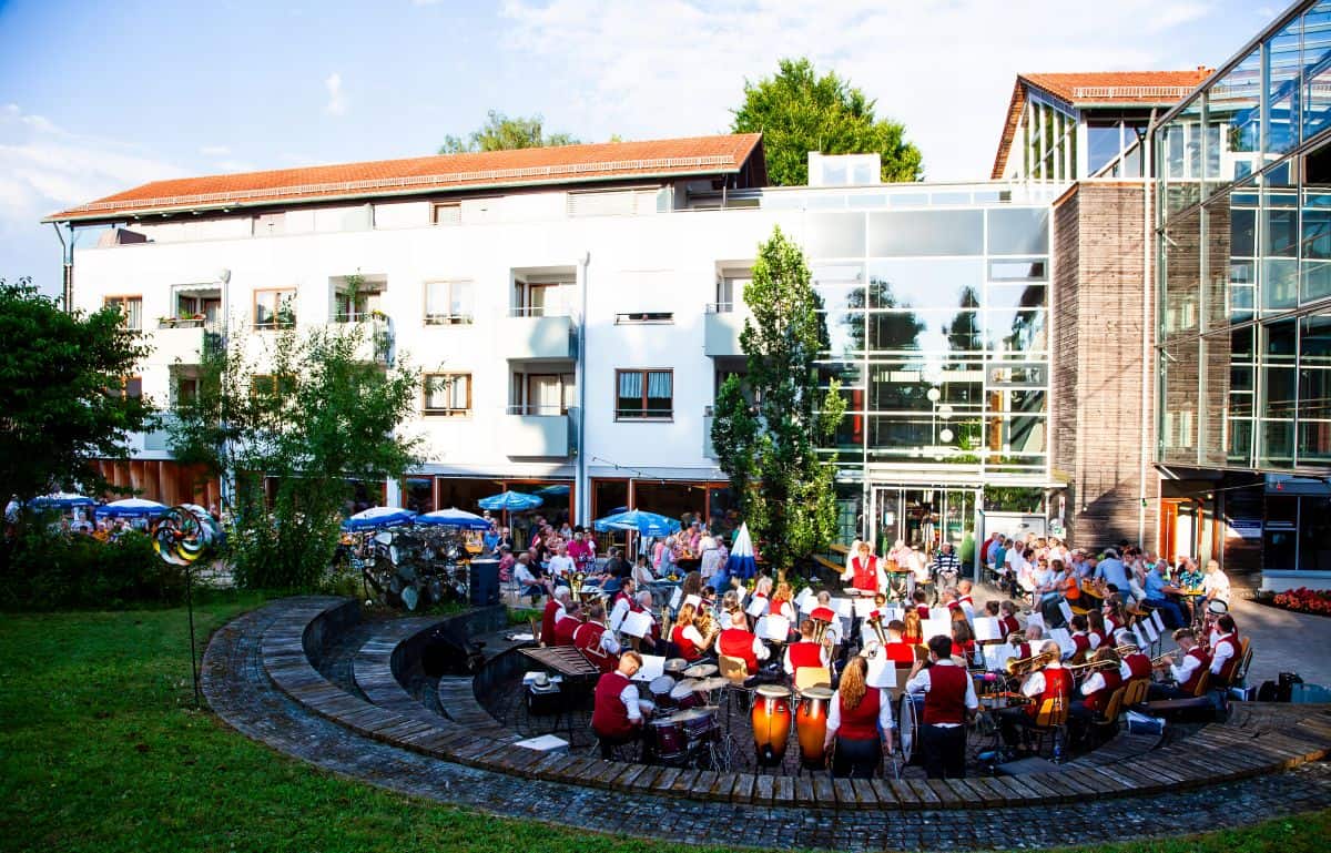 img 8299.jpg a 140948