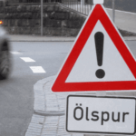 Ölspur warnschild symbol dk 141121 (2)