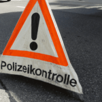polizeikontrolle schild symboldk 310724 (6)