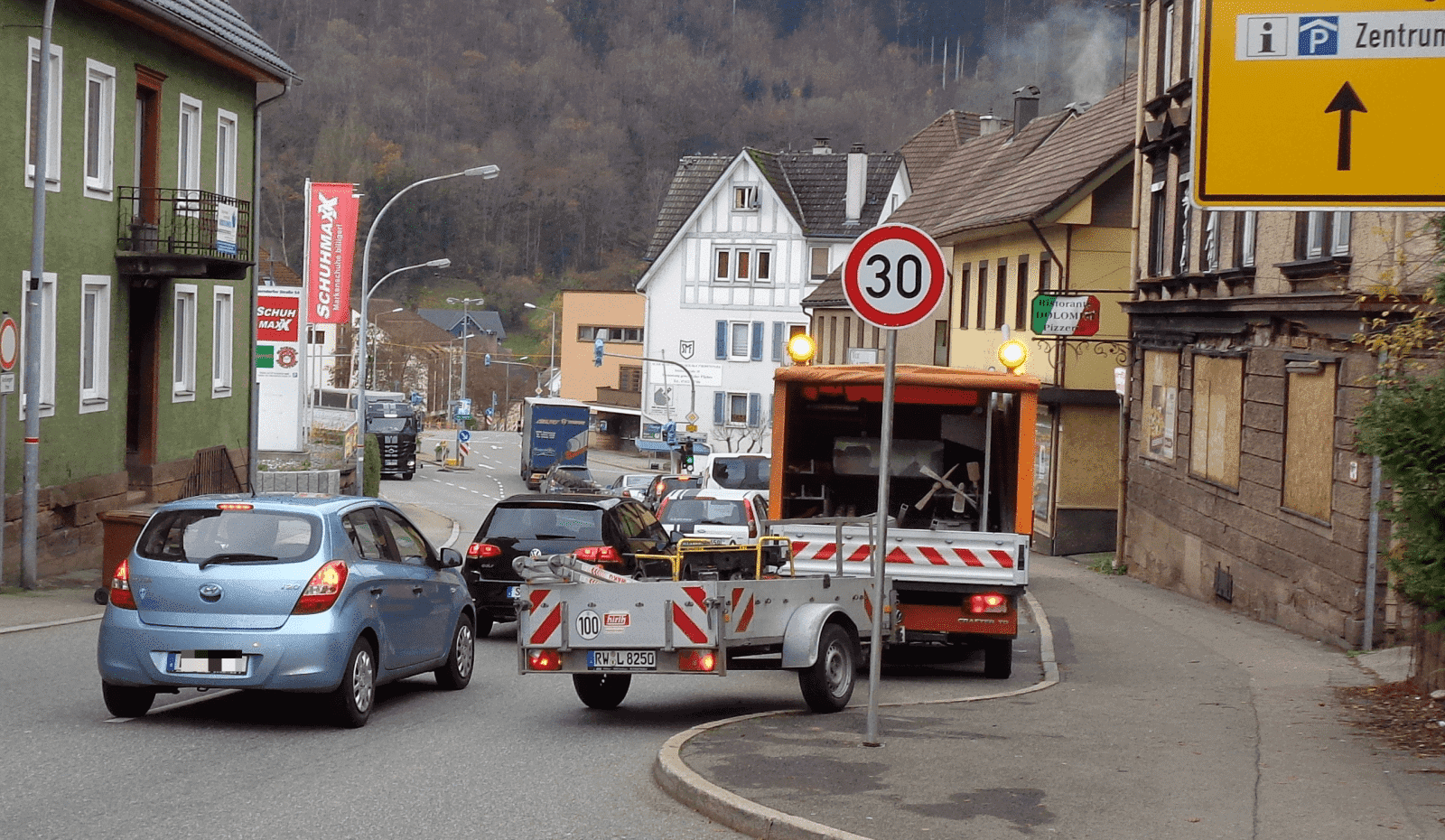 oberndorfer tempo 30 schilder dk 211116 (7)