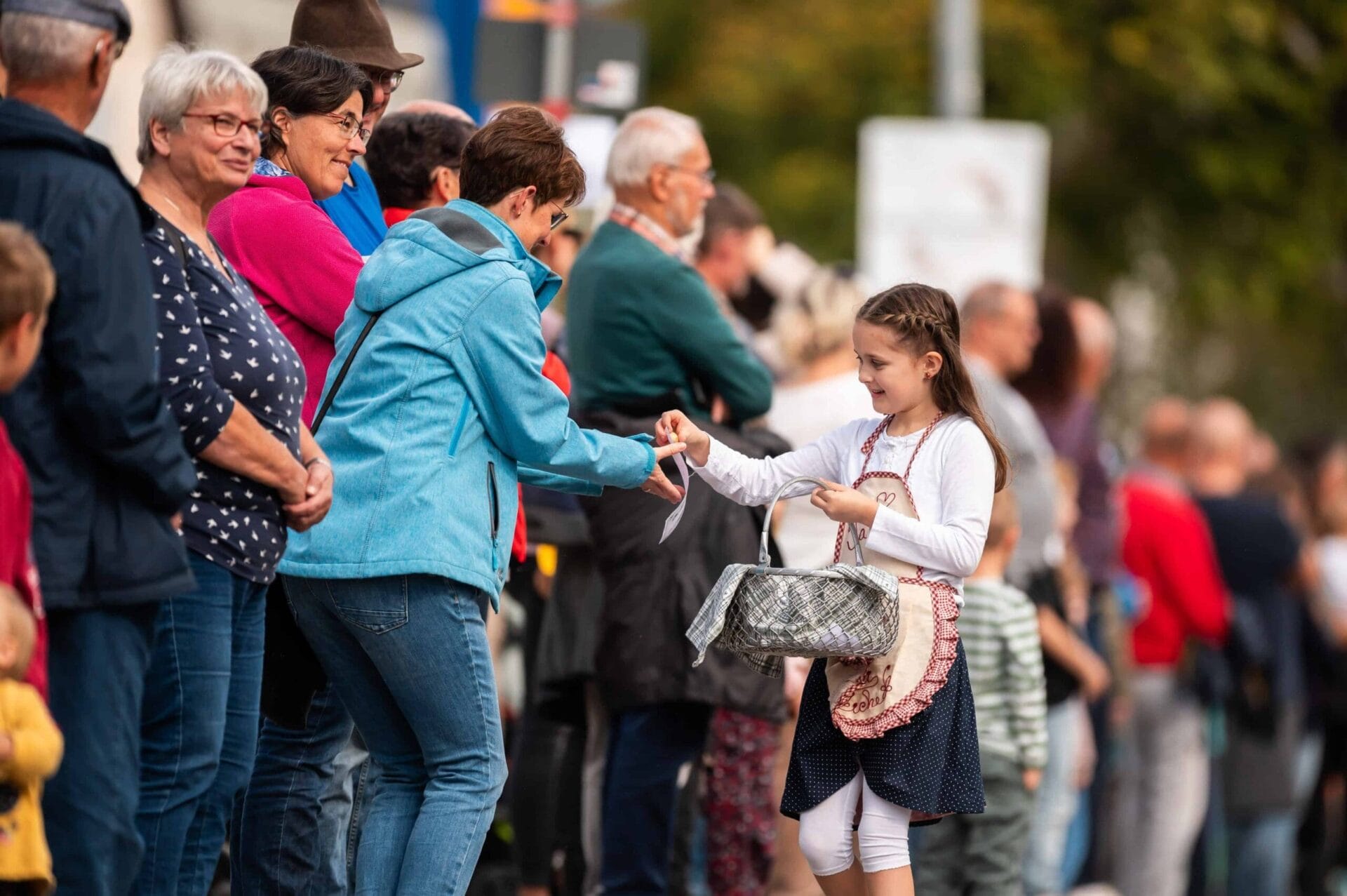 241007 saukirbeumzug montag 008