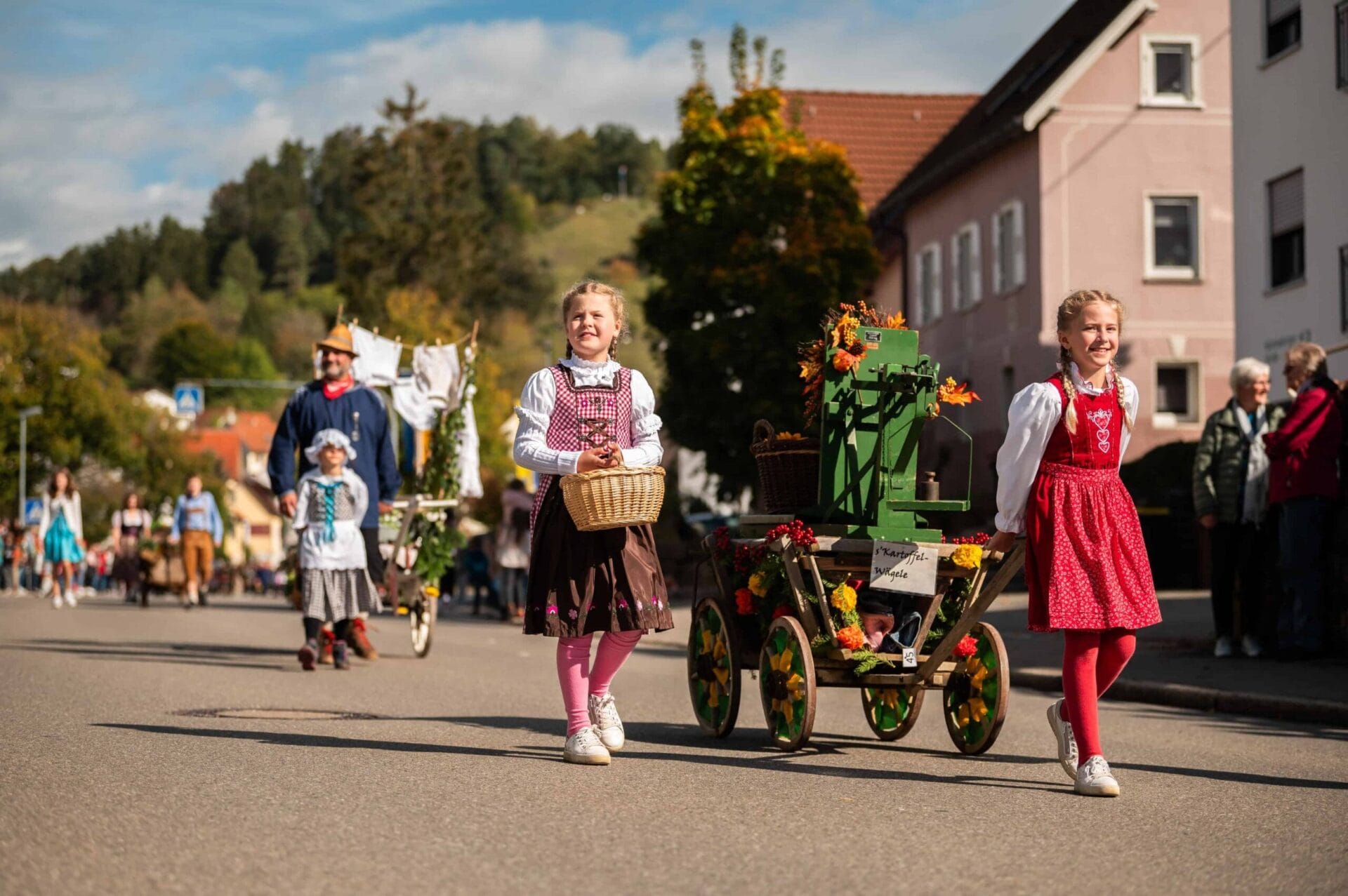 241007 saukirbeumzug montag 022