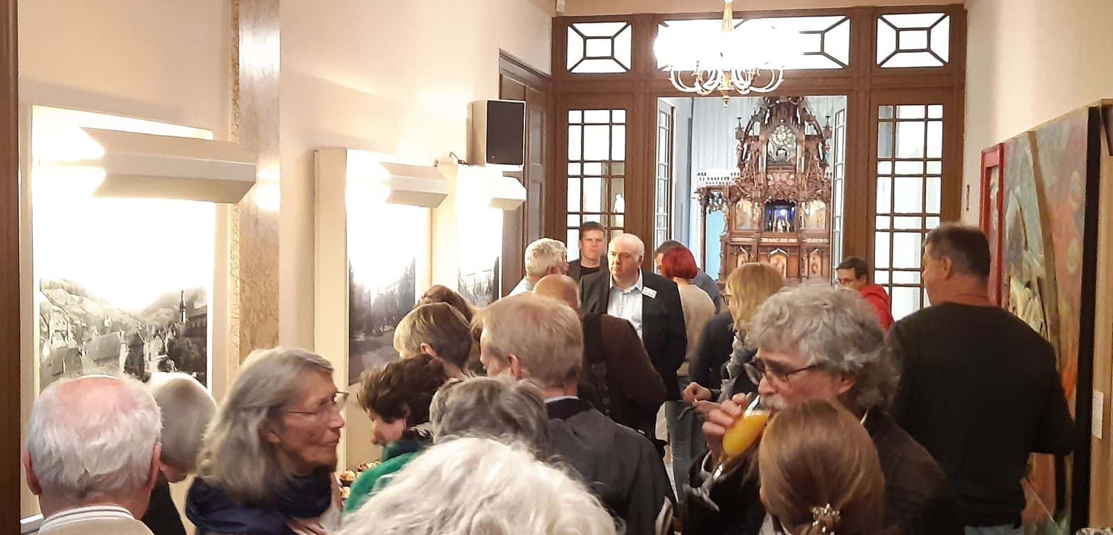 buffet mit viel andrang dk dk 141024