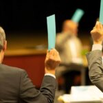 foto 1 mitglieder der leader aktionsgruppe oberer neckar bei der abstimmung ralf graner photodesign