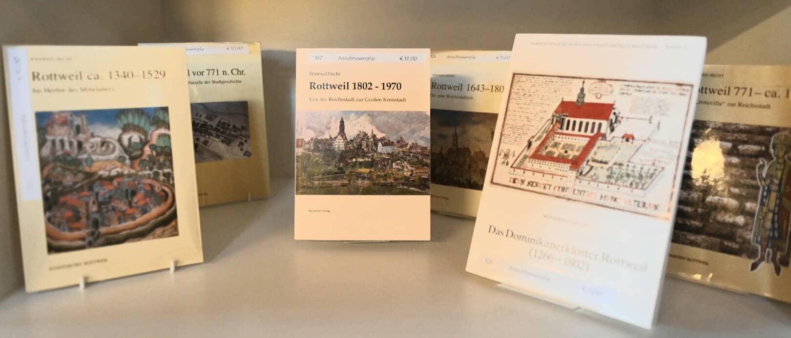 Mehrere hundert Veröffentlichungen: Winfried Hecht hat die Geschichte Rottweils und der Region intensiv beforscht. Foto: al